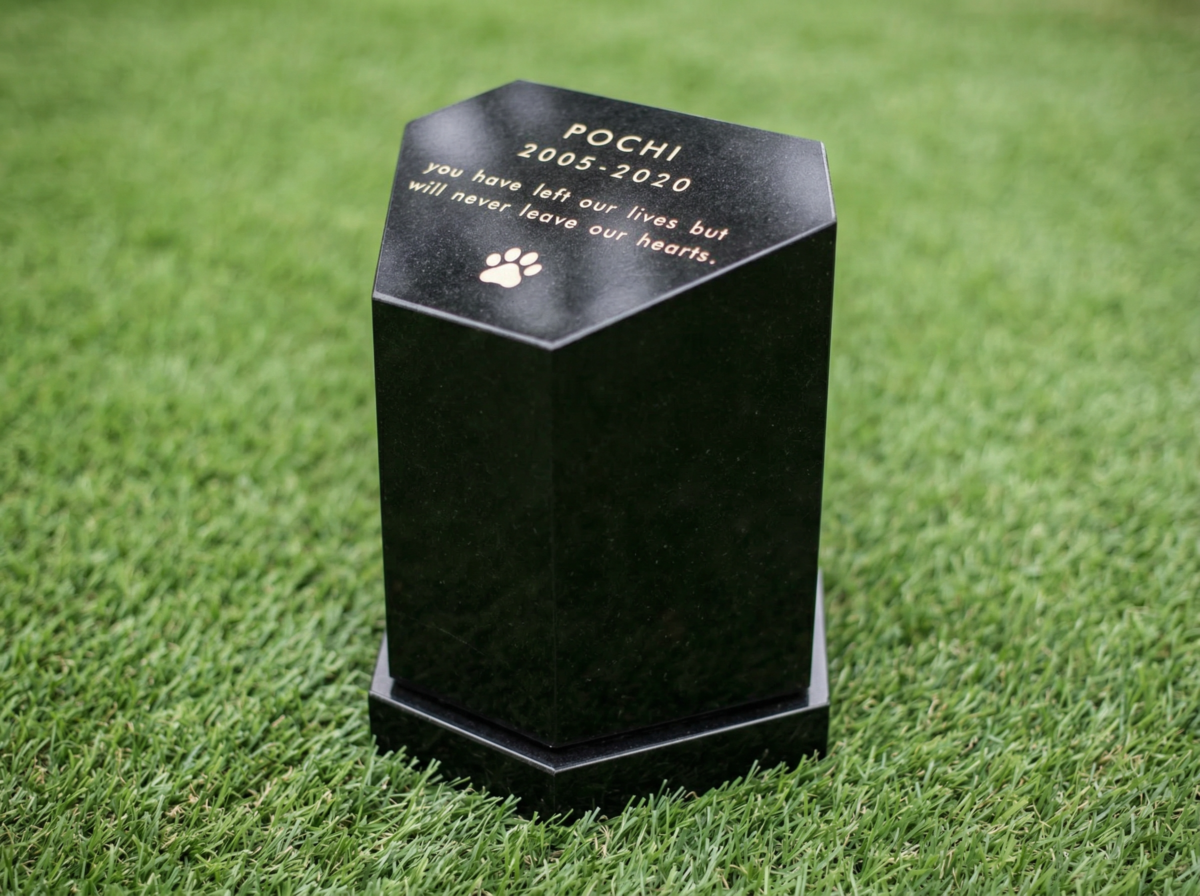 置型の動物用のオプション墓石